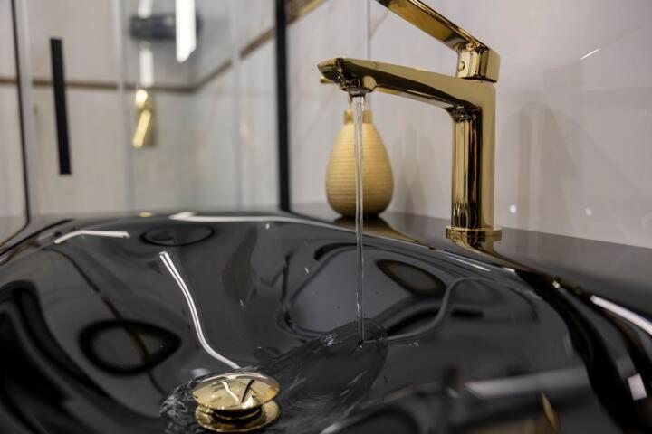 Gd Luxury Suite ランダッツォ エクステリア 写真