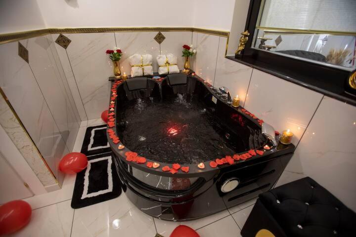Gd Luxury Suite ランダッツォ エクステリア 写真
